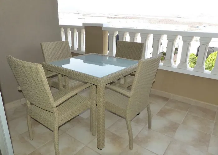 La Perla With Pool Apartamento *