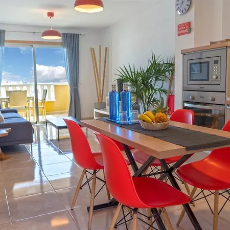 Apartment La Perla With Pool *