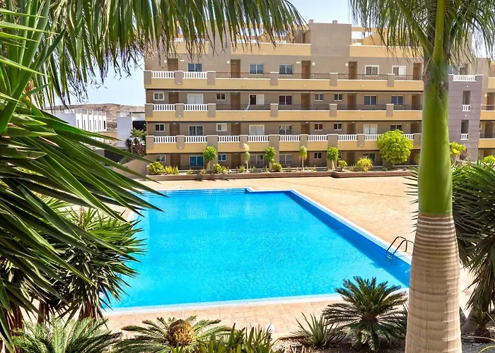 La Perla With Pool Apartmán